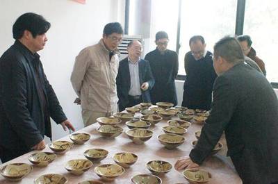 村民修路挖出珍贵文物，专家建议捐献被拒 文物保护与个人权益如何平衡？