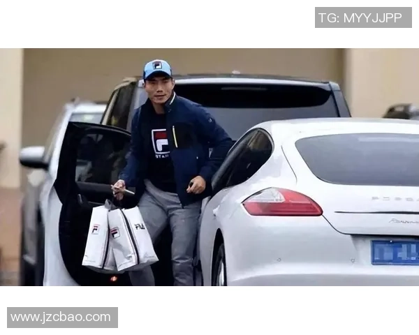 足球巨星豪宅豪车与奢华生活方式全景揭秘