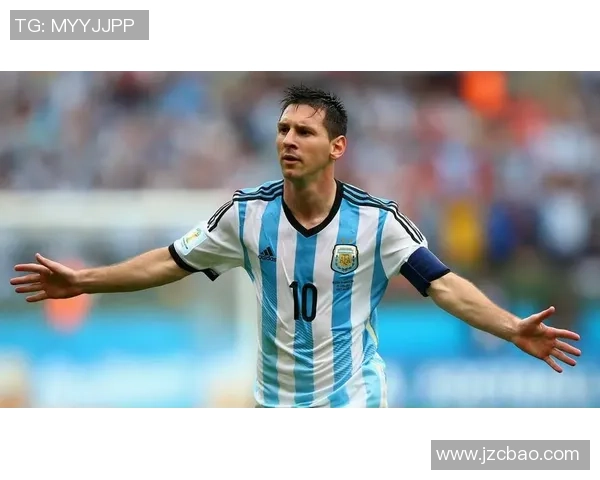 追逐足球星的国王：揭秘这位对足球痴迷的君主与他的王国传奇